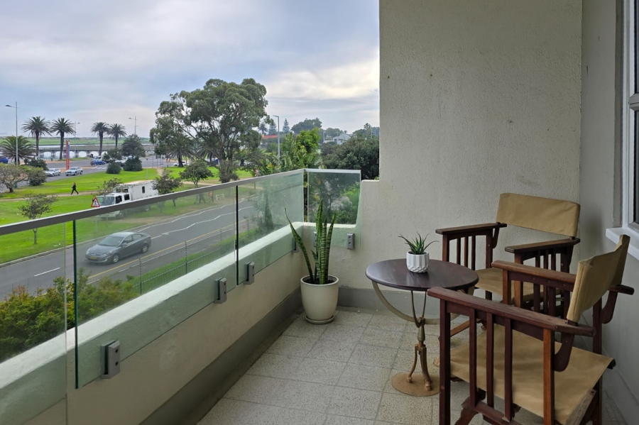 To Let 3 Bedroom Property for Rent in Milnerton Central Western Cape